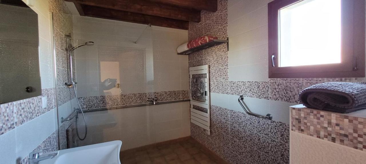 Les Grands Bois Villa Saint-Epain Exterior photo